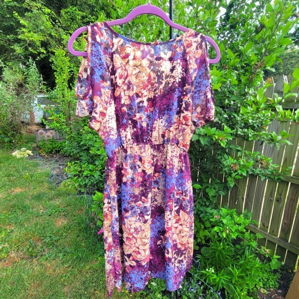Cold Shoulder Midi Dress‎